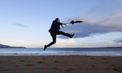 UMBRELLA MAN